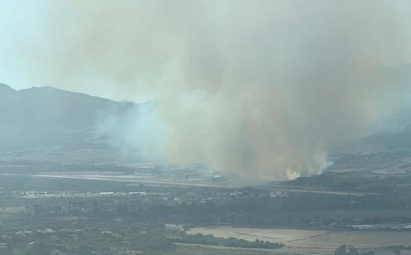 Incendie entre Calvi et Calenzana : 18 hectares parcourus et le trafic aérien interrompu