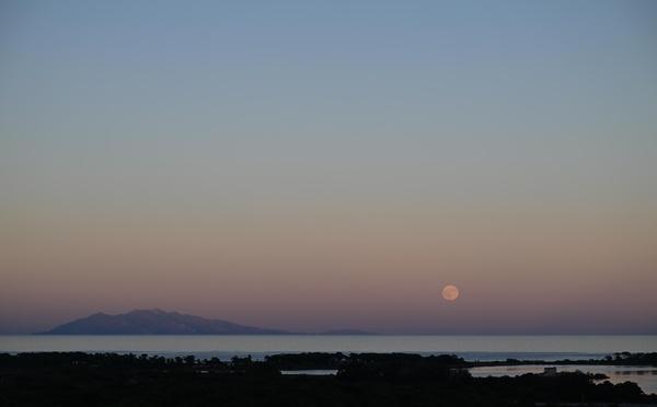 A màghjina - Quandu Elba è u fortinu anu appuntamentu cù a luna