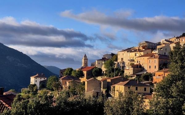 A maghjina - U bellu paese di Petralba