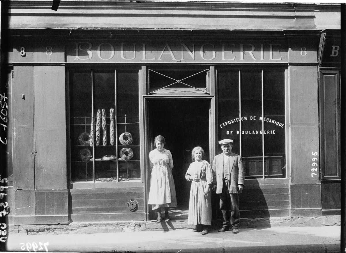 [Focus] - Journée mondiale du pain le 16 octobre. Découvrez les photos de nos boulangers du siècle dernier avec la BNF