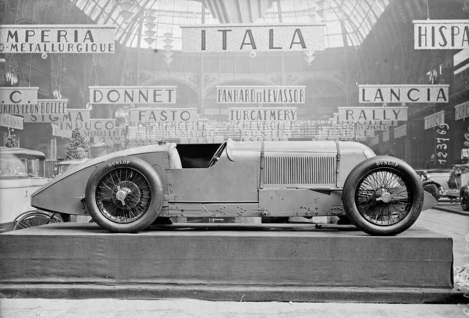[BnF] - Avant le salon de l'auto 2022, découvrez les photos vintage d'il y a 100 ans !