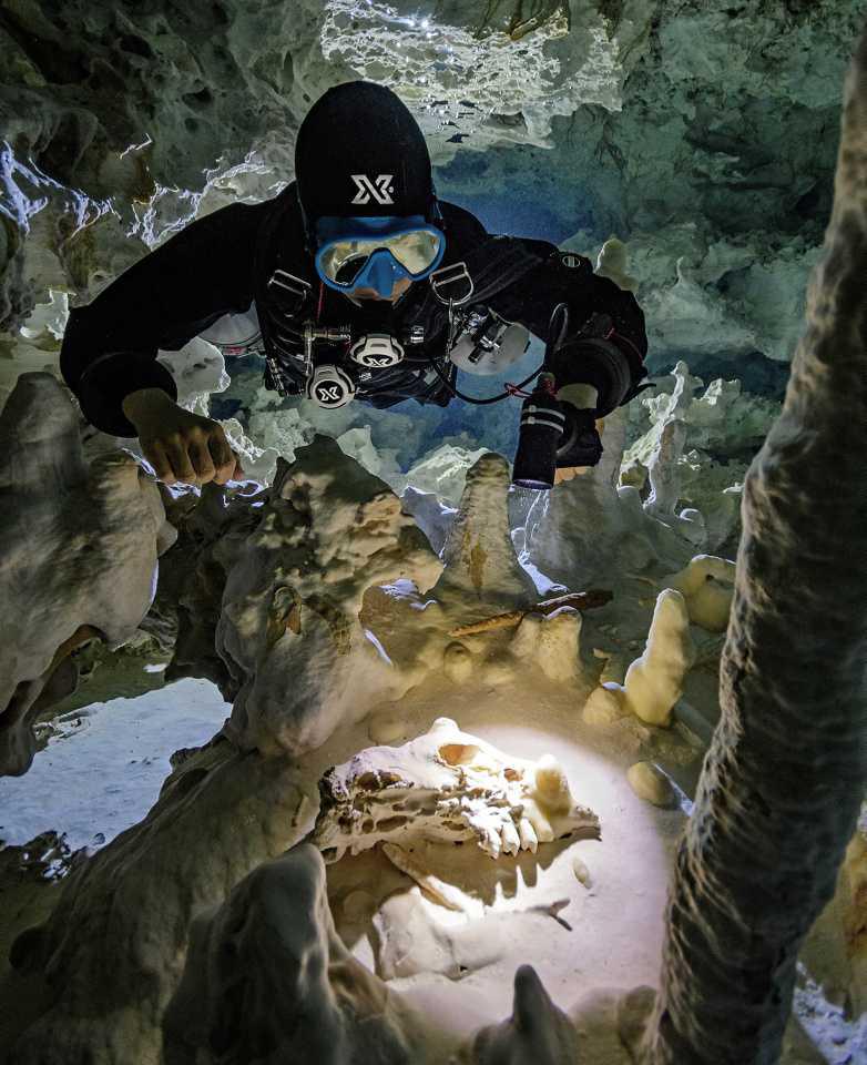 [Focus] - Plongée dans une des plus belles grottes naturelles du monde !