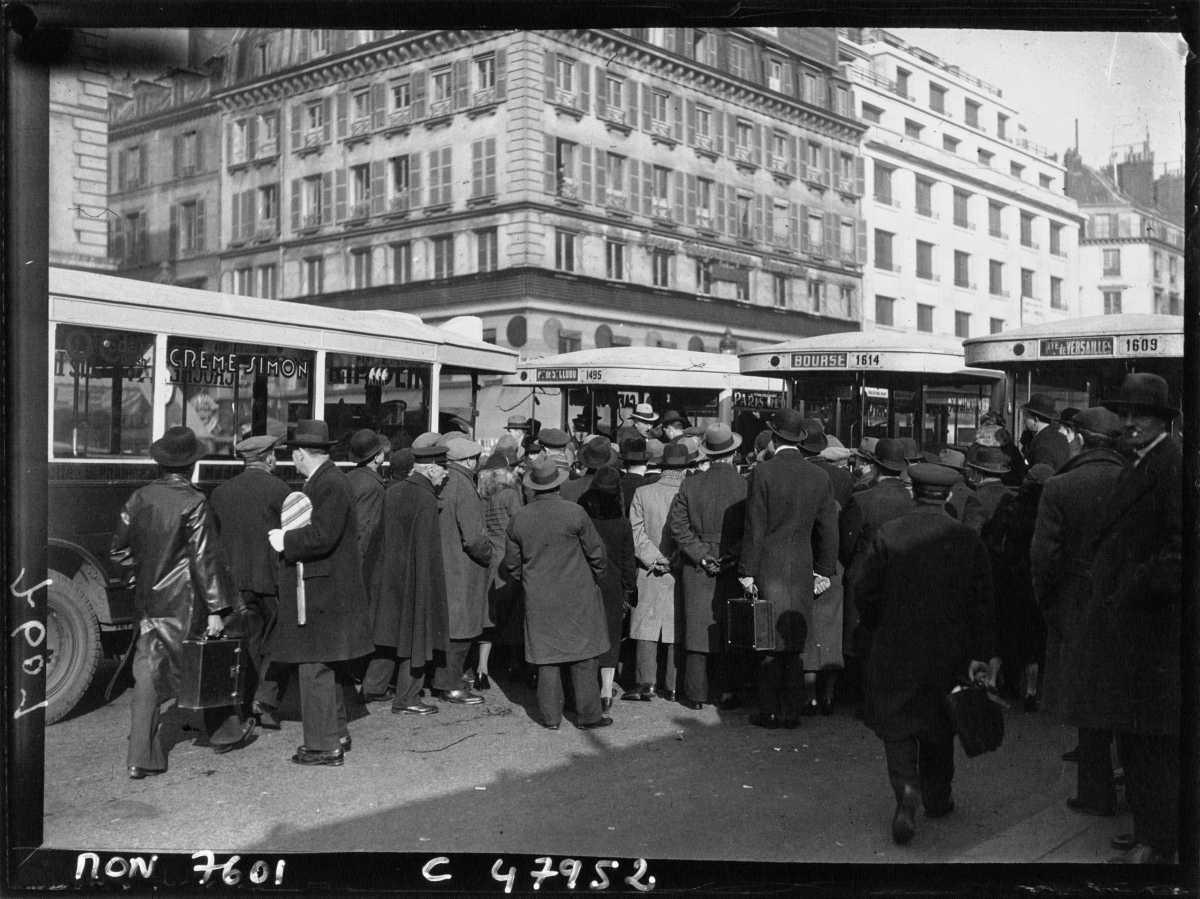 [Focus] - En pleine manifs des retraites, coup de projecteur sur les grèves des transports à Paris dans les années 20