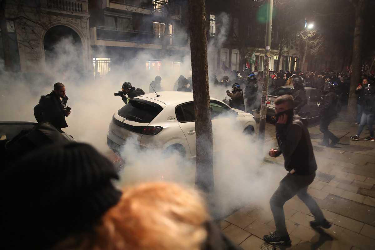 [Focus] - Réforme des retraites : Nuit agitée, manifestations et violences, après l'échec des motions de censure