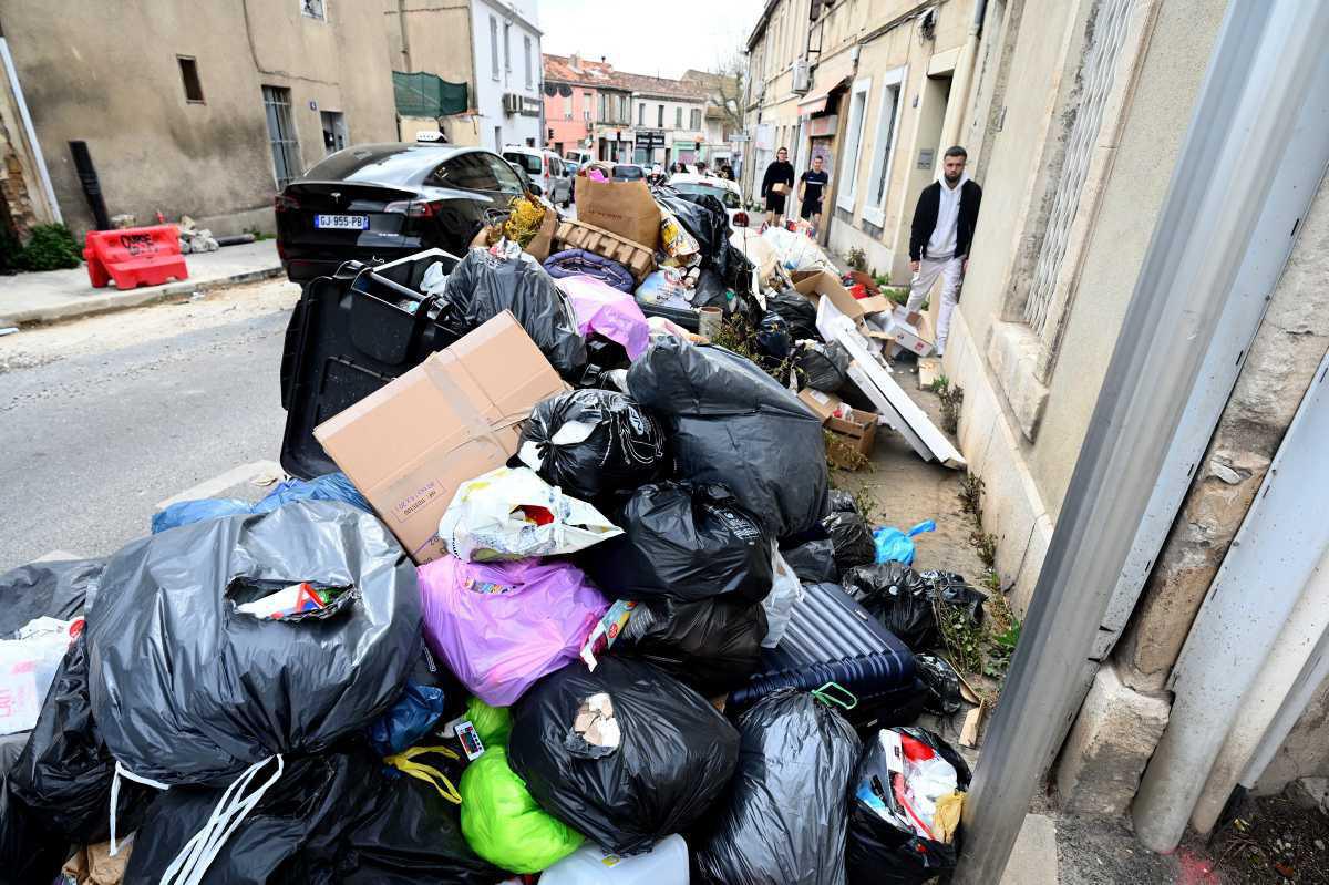 [Focus] - Fin de la grève des éboueurs - Ce que nos poubelles disent de notre société