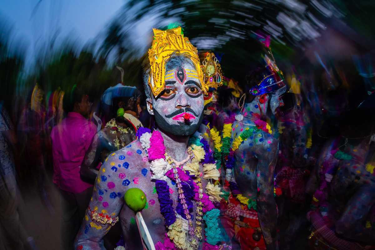 [Focus] - Découvrez le Festival de Gajan en Inde avec les superbes photos d'Avishek Das 