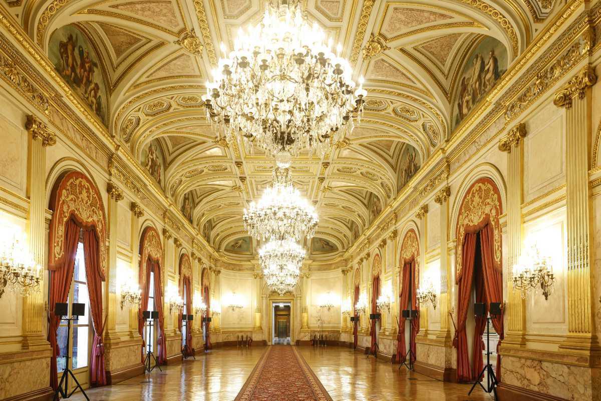[Focus] - Le Palais Bourbon comme vous ne l'avez peut-être jamais vu... Par ici la visite