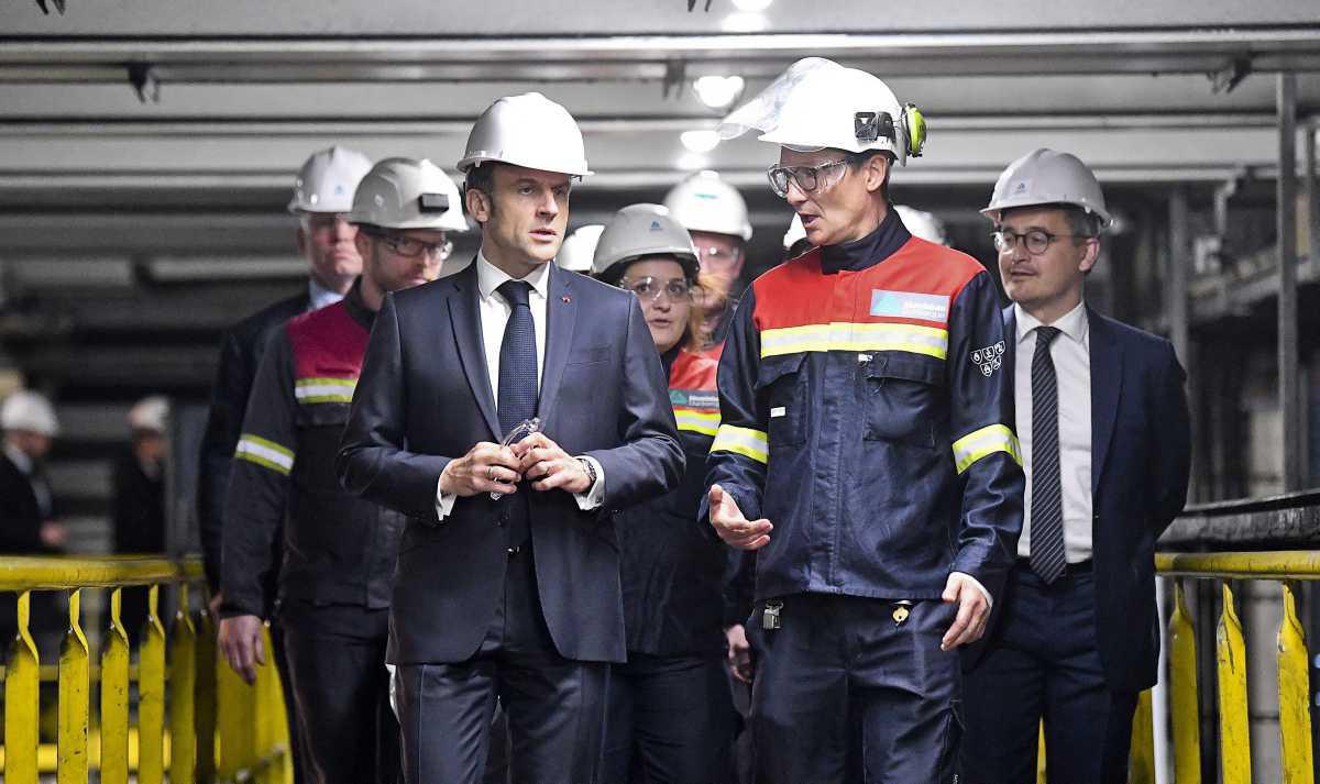 [Focus] - En mai, fais ce qu'il te plaît ! Emmanuel Macron renoue avec le terrain