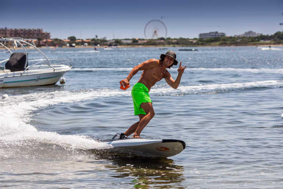 [Focus] - Insolite : Connaissez-vous le Jet-surf 100% électrique ?