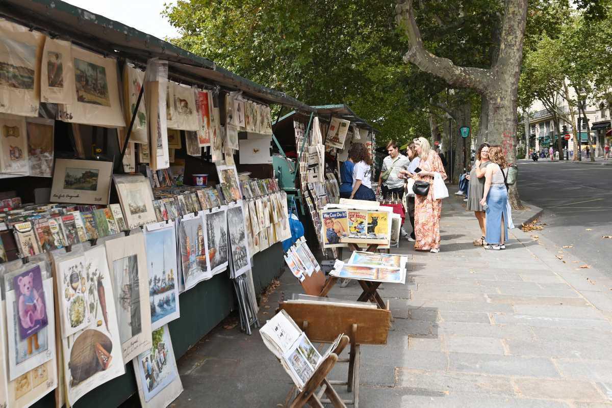 [Focus] - Paris et ses bouquinistes sur les quais de la Seine, un succès séculaire