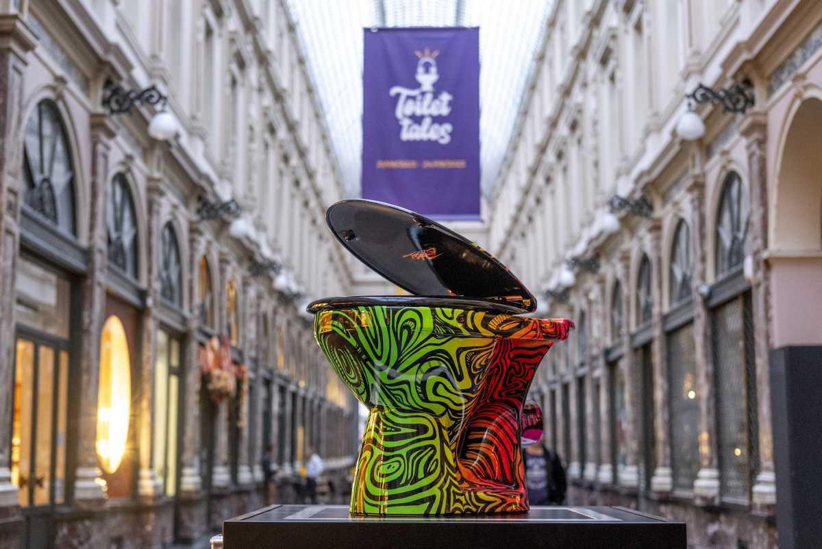 [Focus] - "Toilet Tales" : Quand les Toilettes deviennent des œuvres d'Art pour briser les tabous des MICI 