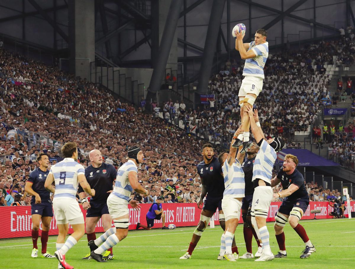 [Focus] - La "Touche" au Rugby : Une Phase Cruciale du Jeu - On vous explique