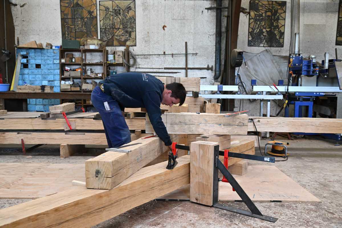 [Focus] - Artisans, ateliers et entreprises qui œuvrent à la reconstruction de Notre Dame de Paris. Tour de France