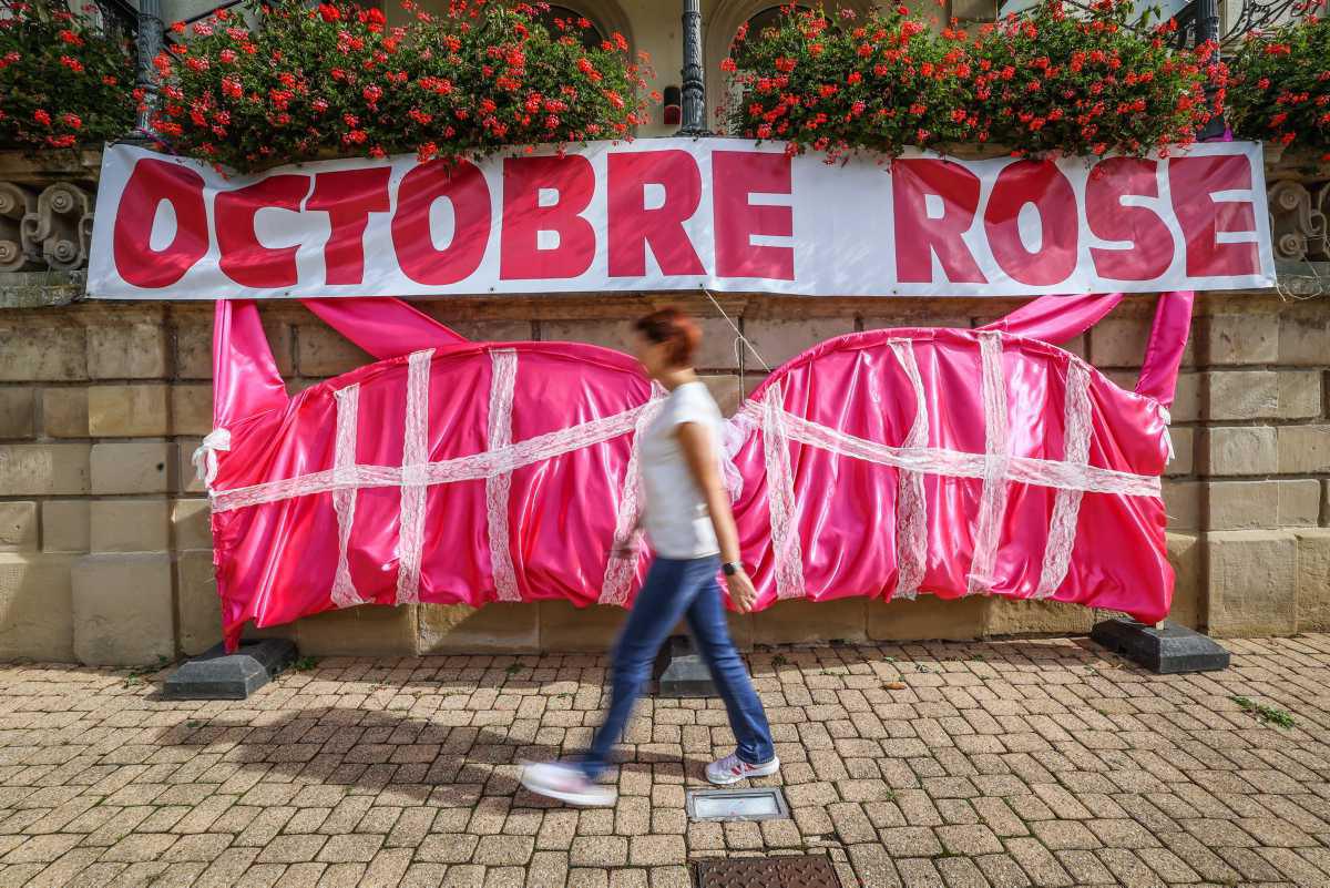 [Focus] - Octobre rose : de la visibilité et de l'insolite pour inciter les femmes au dépistage du cancer du sein