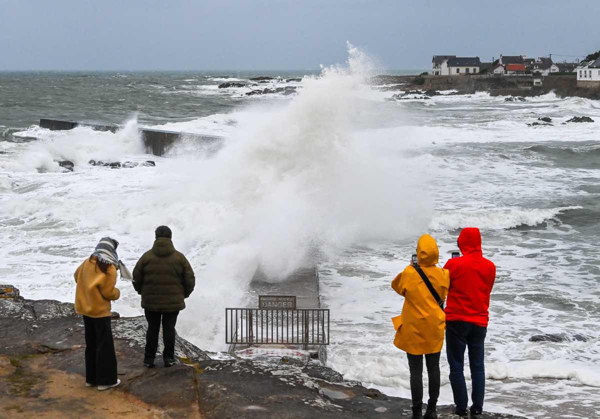 [Focus] - Tempête Ciaran, les photos les plus impressionnantes de vagues-submersion 
