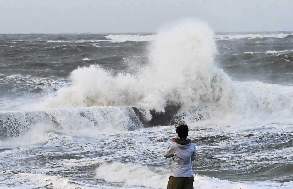 [Focus] - Tempête Ciaran, les photos les plus impressionnantes de vagues-submersion 