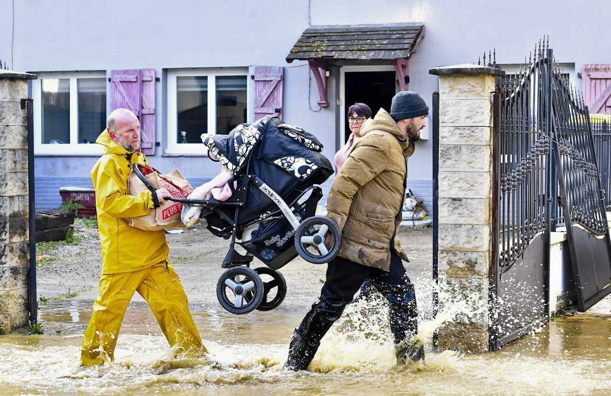 [Focus] - L'eau monte dans le Nord de la France, des inondations exceptionnelles