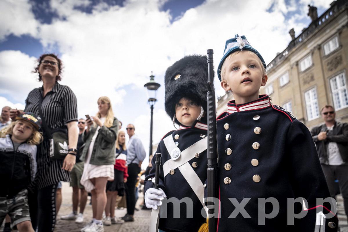 Twin dressed as the Danish Queen Margrethe's Royal Life Guards