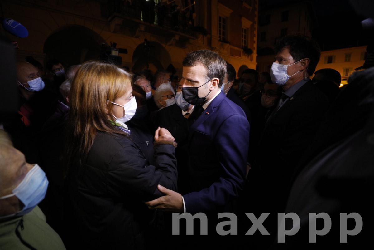 Tempête Alex : Emmanuel Macron dans les Vallées dévastées