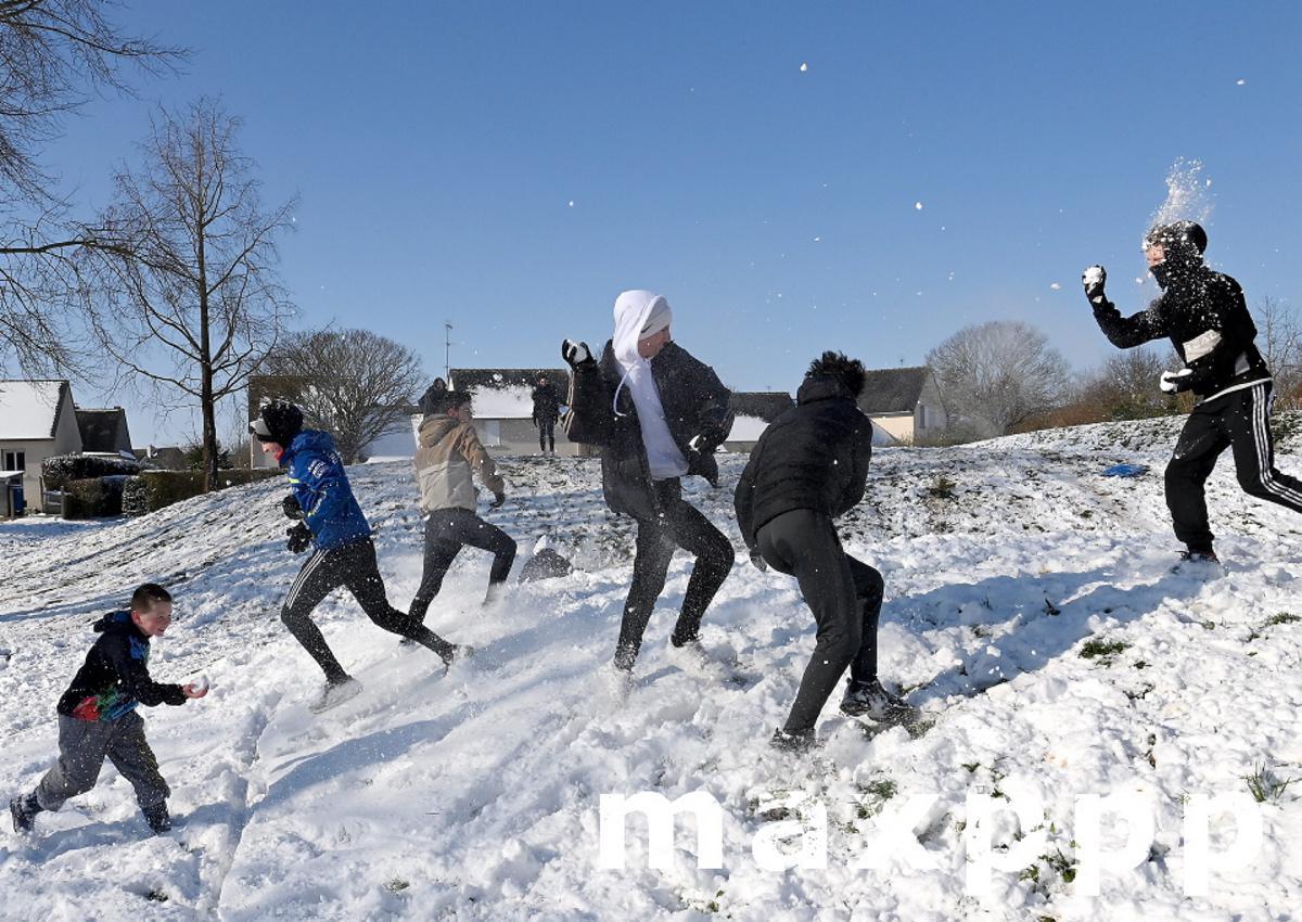 Neige à Fougeres