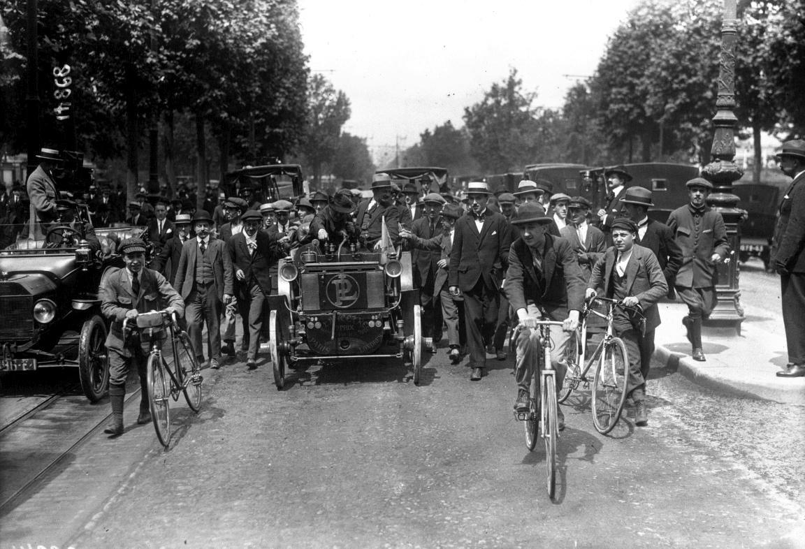 Antoinette, la plus vieille voiture au monde