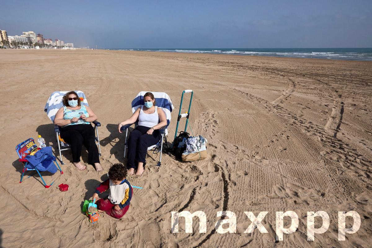 Mask mandatory in beaches