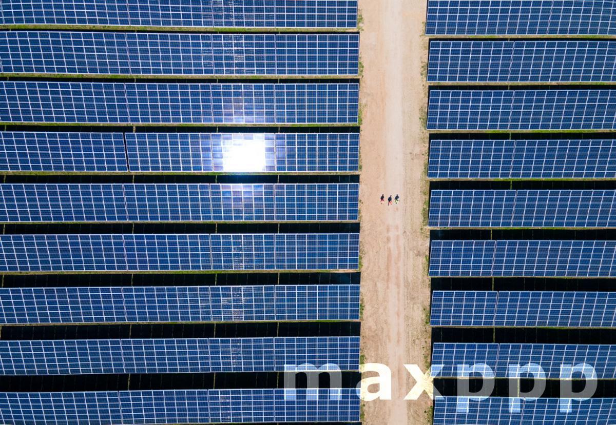 Photovoltaic park supplies electricity for Deutsche Bahn