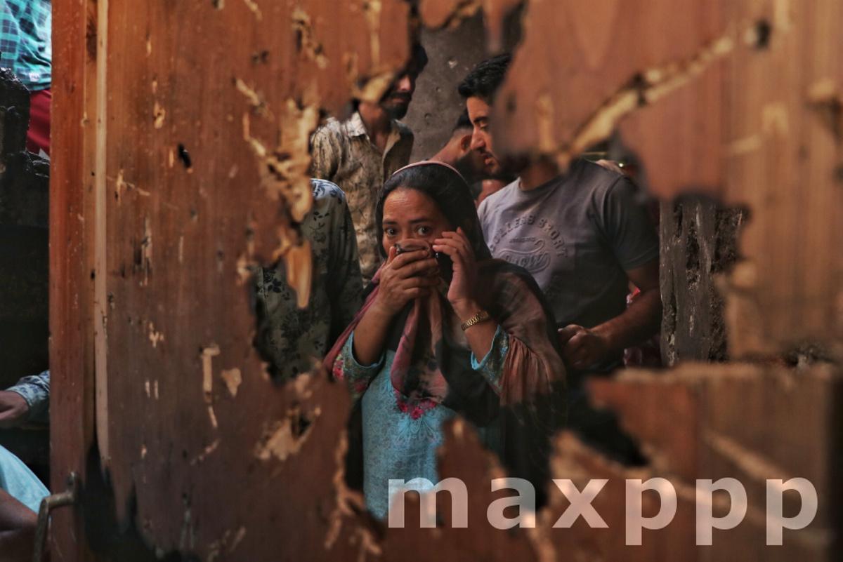 Gunfight erupted between millitants and Indian Forces in Danmar area of Srinagar