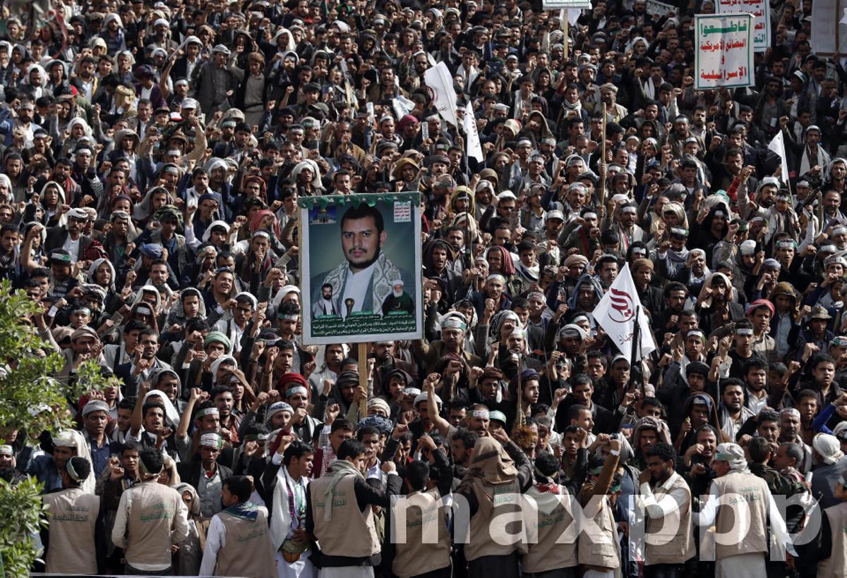 Houthis supporters rally against Saudi-led coalition