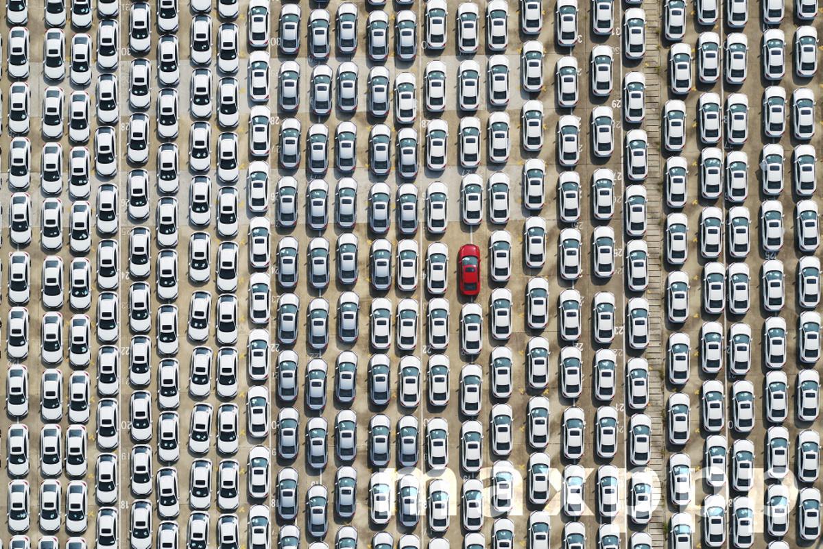 China Wuhan Automaker