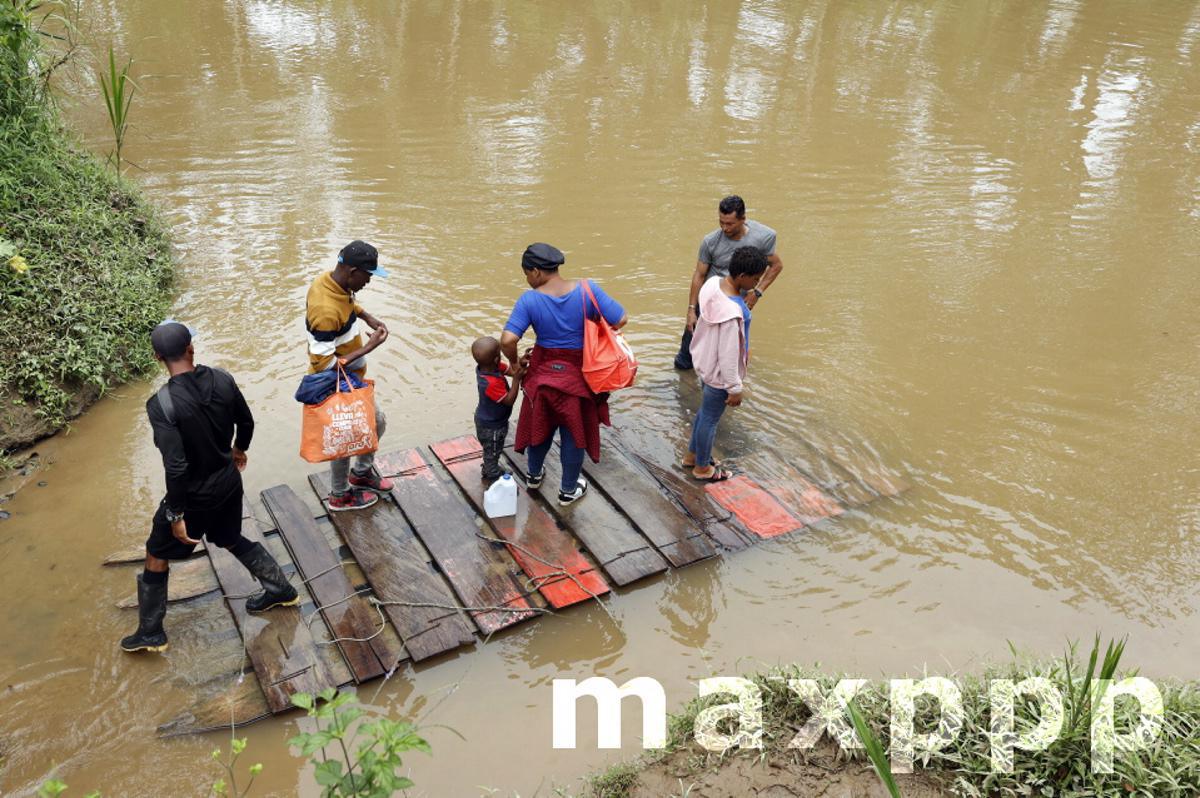 Haitian migrants continue their journey to reach the Darien Gap