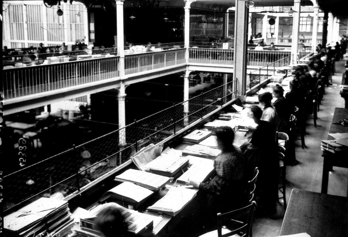 Fabrication des timbres-poste en 1913