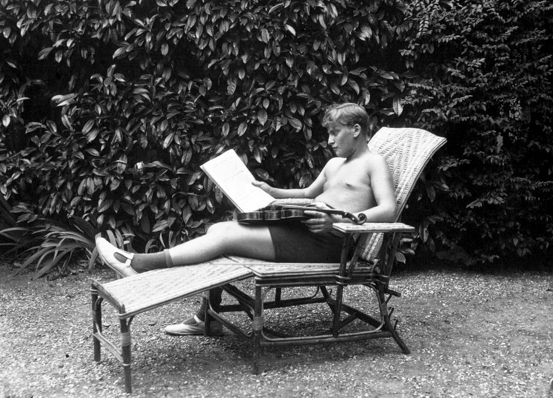 Yehudi Menuhin