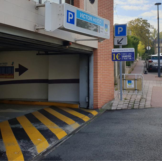 Evreux : un forfait à 1€ pour stationner le samedi dans le parking souterrain Victor-Hugo ! 