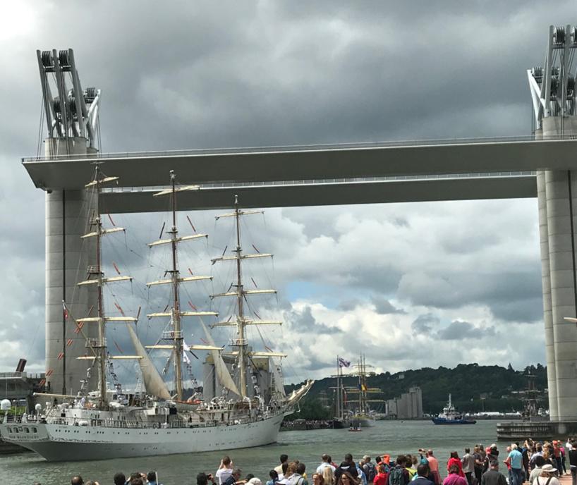 Tout savoir des restrictions de circulation sur le pont Flaubert à Rouen à l'occasion de l'Armada Tout savoir des restrictions de circulation sur le pont Flaubert à Rouen à l'occasion de l'Armada