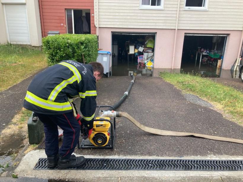 Pluies et orages : jusqu'à 1 000 foyers privés d'électricité dans l'Eure, ce dimanche après-midi