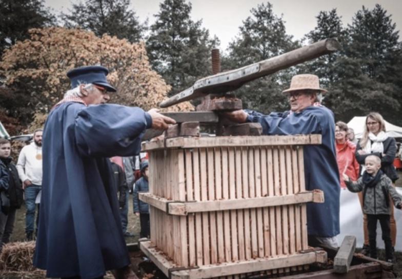 Dimanche 27 octobre : Conches-en-Ouche célèbre la pomme, le cidre et le fromage Dimanche 27 octobre : Conches-en-Ouche célèbre la pomme, le cidre et le fromage