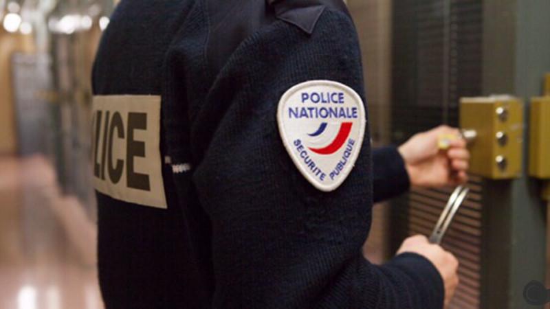 Yvelines. Deux adolescents armés d'une matraque et d'un taser interpellés lors d'une rixe à Versailles