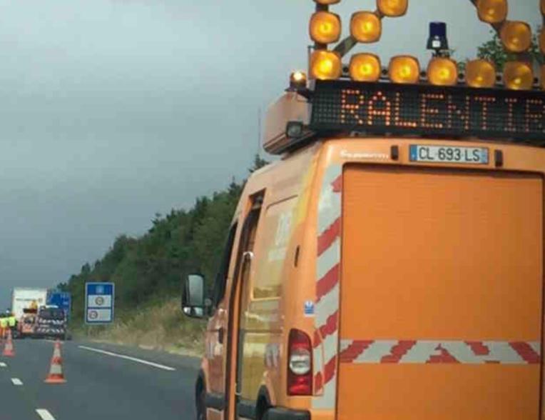 Rouen : une camionnette percute deux véhicules de la DIRNO en pleine intervention sur la SudIII 