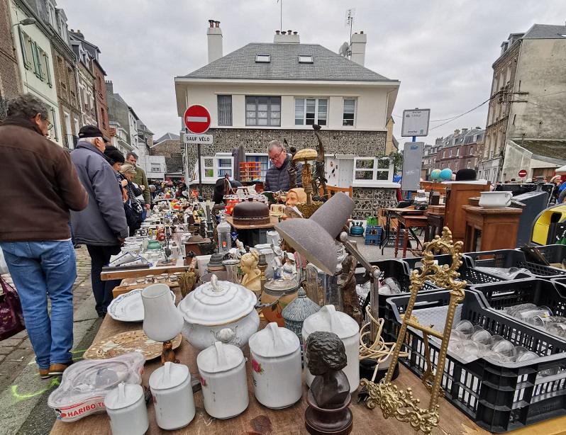 Foire aux harengs et à la coquille Saint-Jacques de Dieppe : les visiteurs sont au rendez-vous