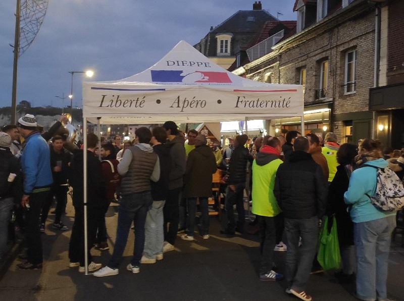 Foire aux harengs et à la coquille Saint-Jacques de Dieppe : les visiteurs sont au rendez-vous