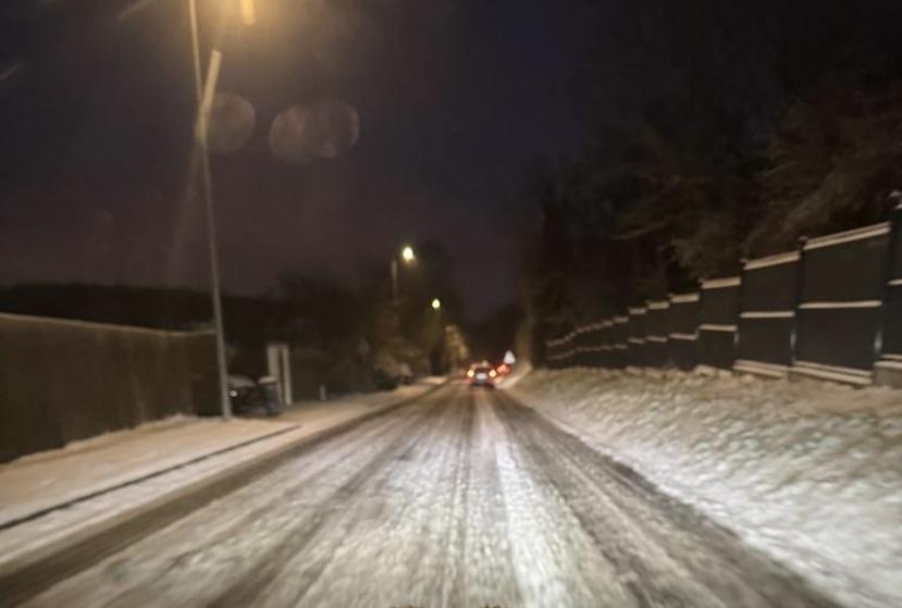 Neige et verglas dans l’Eure : circulation perturbée et mesures d’urgence  Neige et verglas dans l’Eure : circulation perturbée et mesures d’urgence