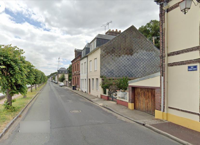 Un mur de soutènement s'effondre : un pavillon endommagé et évacué à Quillebeuf-sur-Seine (Eure) Un mur de soutènement s'effondre : un pavillon endommagé et évacué à Quillebeuf-sur-Seine (Eure)