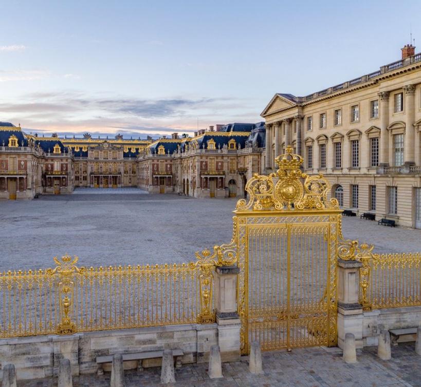 Yvelines. Un homme se réclamant « roi de Versailles » arrêté après avoir frappé un agent de sécurité du château 