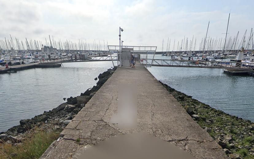 Seine-Maritime. Tombé à l'eau, un homme de 71 ans repêché par les sapeurs-pompiers ce matin au Havre