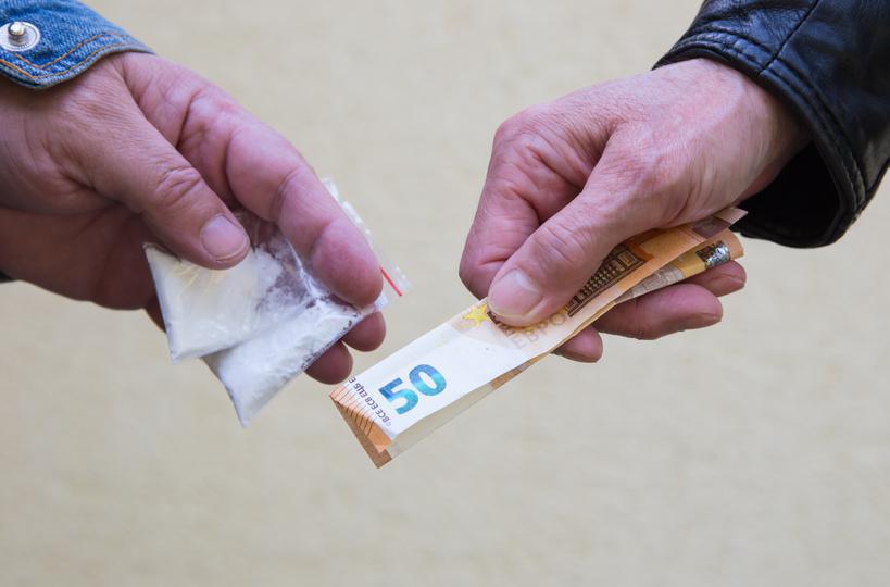 Yvelines. Point de deal démantelé à Sartrouville : un trafiquant condamné à 25 mois de prison ferme Yvelines. Point de deal démantelé à Sartrouville : un trafiquant condamné à 25 mois de prison ferme