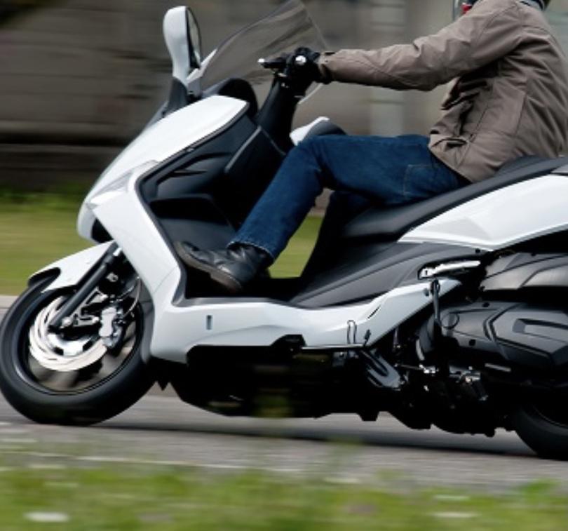 Yvelines. Le conducteur d’un scooter interpellé pour refus d’obtempérer et rébellion à Gazeran 