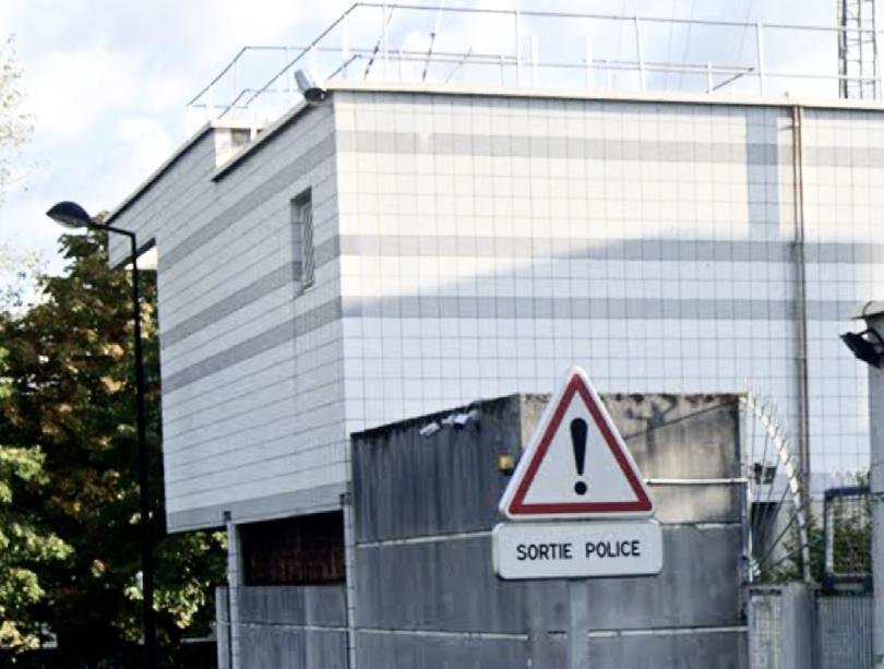 Trappes (Yvelines) : deux adolescents interpellés après des jets de projectiles sur le commissariat