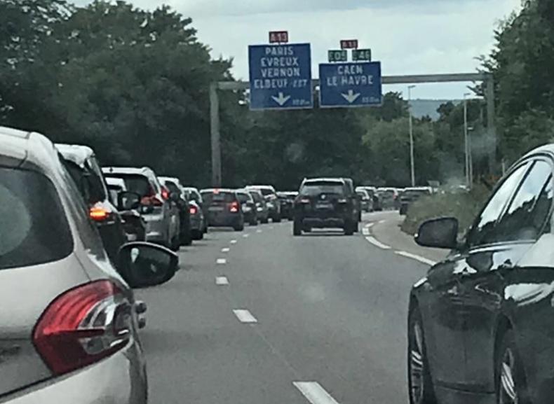 Dimanche noir sur les routes de l’Ouest : jusqu’à 24 km de bouchons sur l’A13 