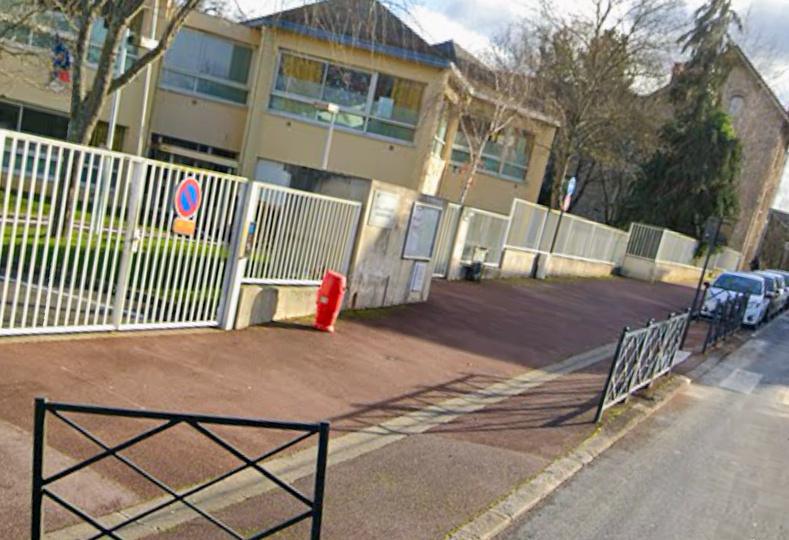 ​ Yvelines. Un homme Interpellé pour vol à l’arraché devant une école à Saint-Germain-en-Laye
